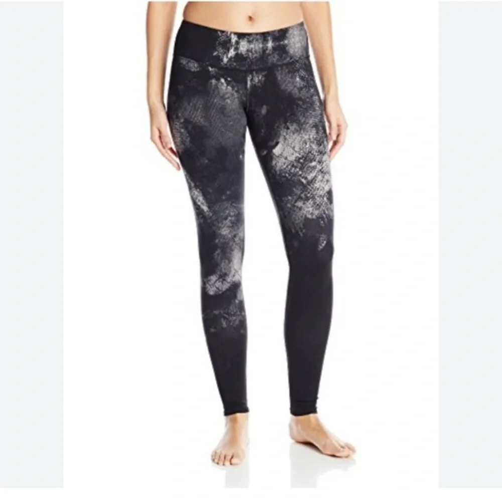 ALO Yoga Women’s Airbrush Active Leggings In Oman Small